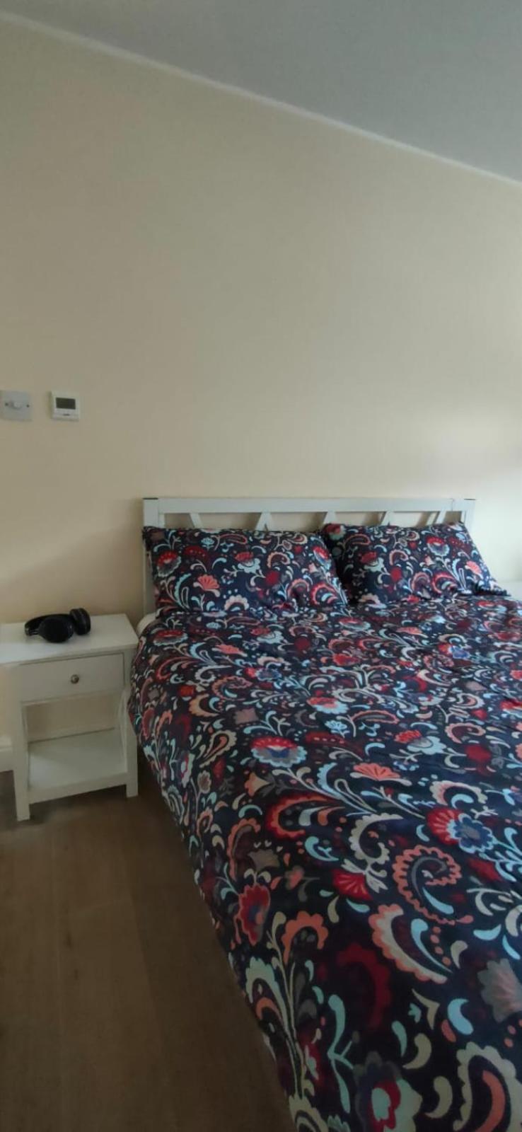 Adel'S House Bed & Breakfast London Ngoại thất bức ảnh